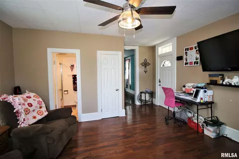 1024 N Walnut St, Springfield, IL 62702 photo 14