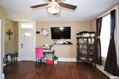 1024 N Walnut St, Springfield, IL 62702 photo 16