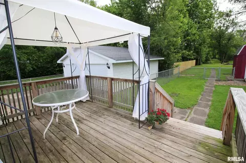 1024 N Walnut St, Springfield, IL 62702 photo 39