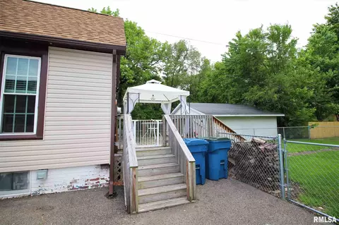 1024 N Walnut St, Springfield, IL 62702 photo 36