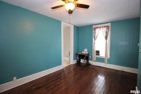 1024 N Walnut St, Springfield, IL 62702 photo 27