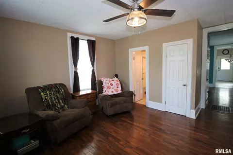 1024 N Walnut St, Springfield, IL 62702 photo 13