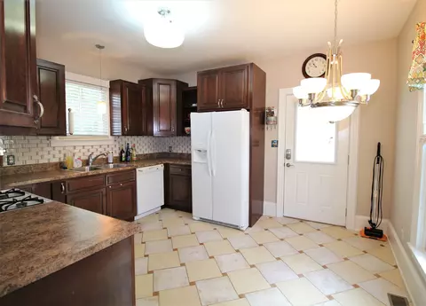 1024 N Walnut St, Springfield, IL 62702 photo 29