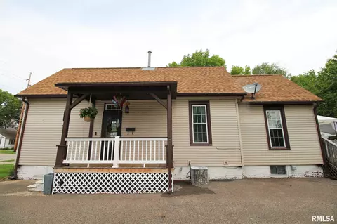 1024 N Walnut St, Springfield, IL 62702 photo 7
