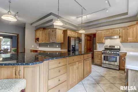 2331 Chesapeake Lndg, Springfield, IL 62712 photo 12