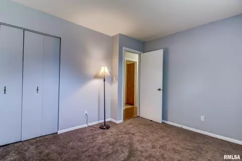 1920 Camden St, Springfield, IL 62702 photo 13