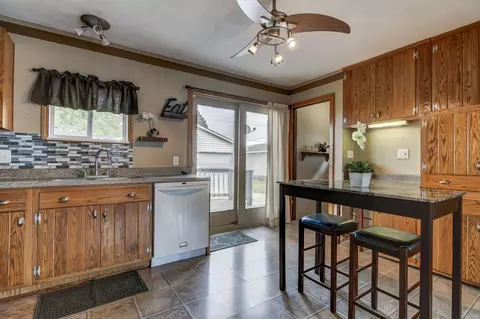 1920 Camden St, Springfield, IL 62702 photo 7