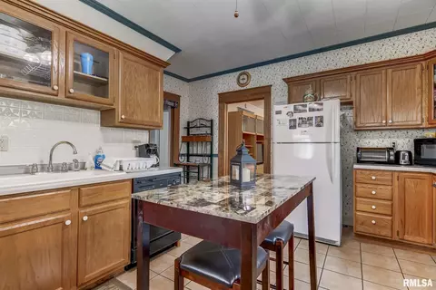 1247 Monument St, Springfield, IL 62702 photo 7
