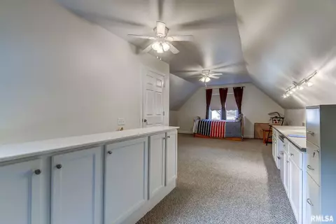 1247 Monument St, Springfield, IL 62702 photo 17