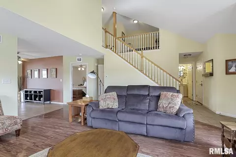 7211 Preston Dr, Springfield, IL 62711 photo 6