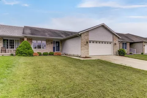 7113 Piper Glen Dr, Springfield, IL 62711 photo 1