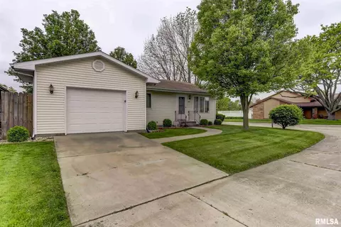 120 Como Ln, Springfield, IL 62703 photo 2