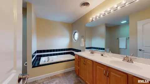 4304 Fielding Dr, Springfield, IL 62707 photo 33