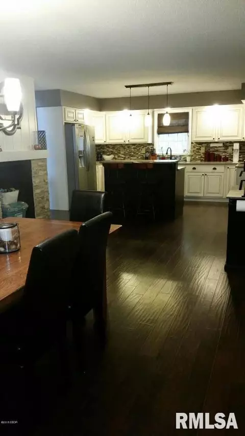 11093 Moses Dr, Benton, IL 62812 photo 10