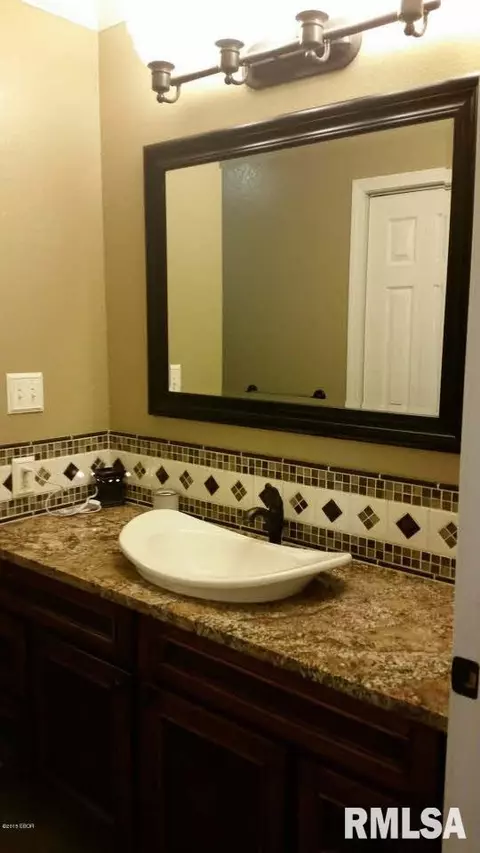 11093 Moses Dr, Benton, IL 62812 photo 17