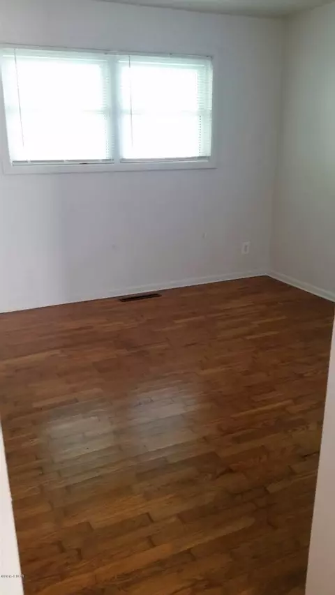 1009 Roberta, Marion, IL 62959 photo 17