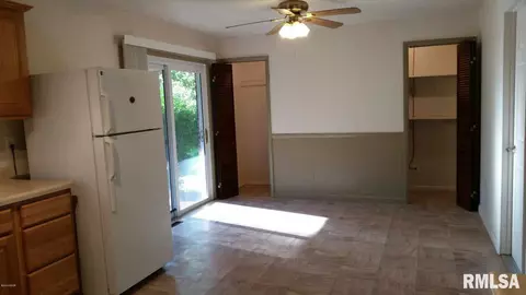 1009 Roberta, Marion, IL 62959 photo 11