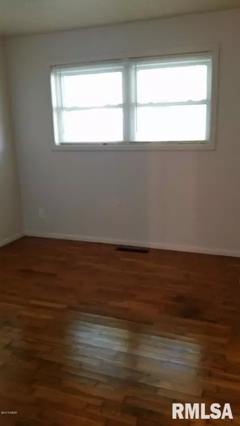 1009 Roberta, Marion, IL 62959 photo 16