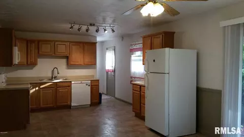 1009 Roberta, Marion, IL 62959 photo 14