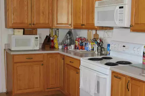 307 Evergreen, Herrin, IL 62948 photo 9