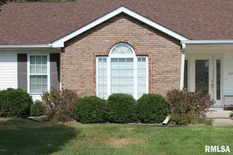 307 Evergreen, Herrin, IL 62948 photo 4