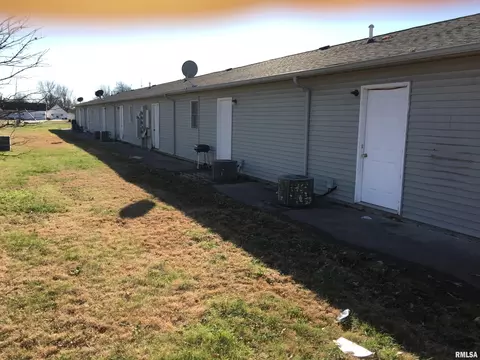 1015 E 8th St, Metropolis, IL 62960 photo 5