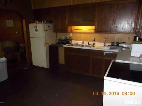 313 Castleton Ave, Mount Vernon, IL 62864 photo 5