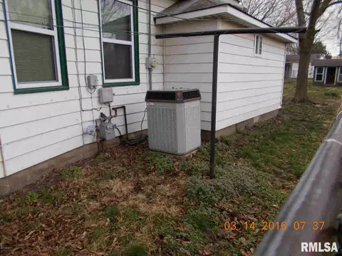 313 Castleton Ave, Mount Vernon, IL 62864 photo 11