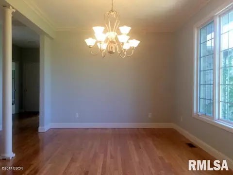 1600 E Clark Trl, Herrin, IL 62948 photo 8