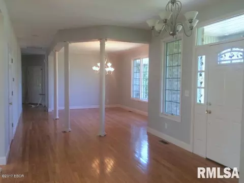 1600 E Clark Trl, Herrin, IL 62948 photo 7