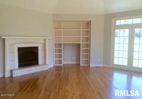 1600 E Clark Trl, Herrin, IL 62948 photo 6