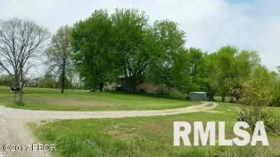 12382 E Sumter, Dix, IL 62830 photo 2