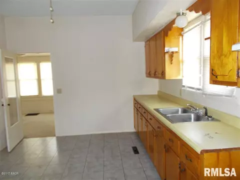 306 W Plum St, Percy, IL 62272 photo 5