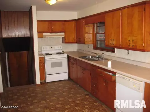 1210 S Duncan St, Marion, IL 62959 photo 14