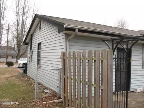 1210 S Duncan St, Marion, IL 62959 photo 5