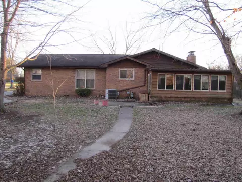 210 Circle Dr, Salem, IL 62881 photo 30