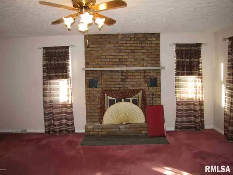 210 Circle Dr, Salem, IL 62881 photo 20