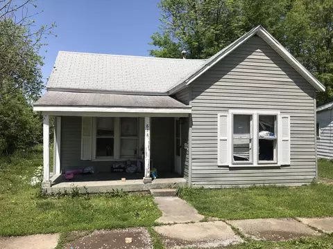 828 Elder St, Eldorado, IL 62930 photo 1