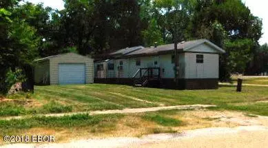 720 S Washington St, Salem, IL 62881 photo 1
