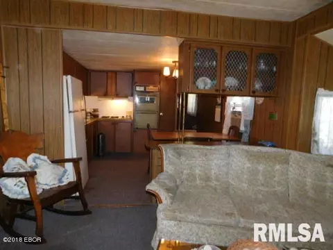 720 S Washington St, Salem, IL 62881 photo 10