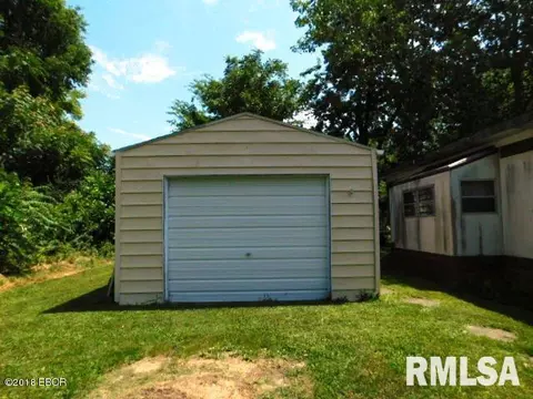 720 S Washington St, Salem, IL 62881 photo 23