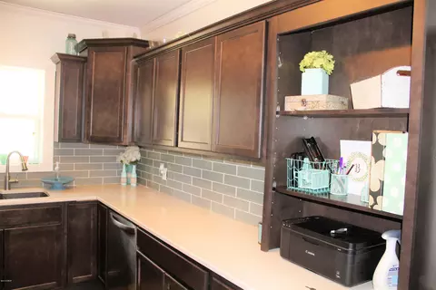 902 W Boulevard St, Marion, IL 62959 photo 17