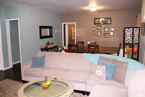 902 W Boulevard St, Marion, IL 62959 photo 23