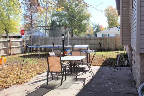 902 W Boulevard St, Marion, IL 62959 photo 7
