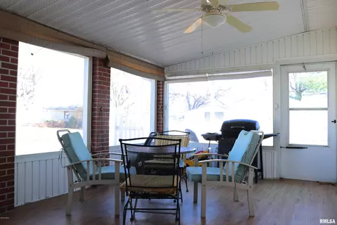 504 N 8th St, Herrin, IL 62948 photo 30