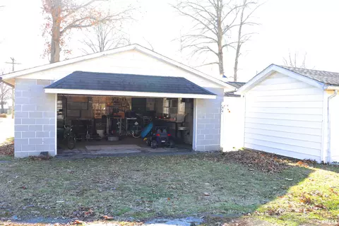504 N 8th St, Herrin, IL 62948 photo 35