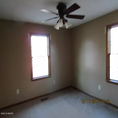 1200 Academy St, Eldorado, IL 62930 photo 16