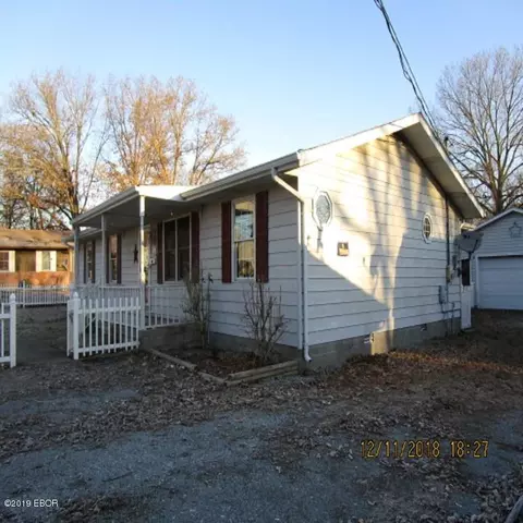 1200 Academy St, Eldorado, IL 62930 photo 12