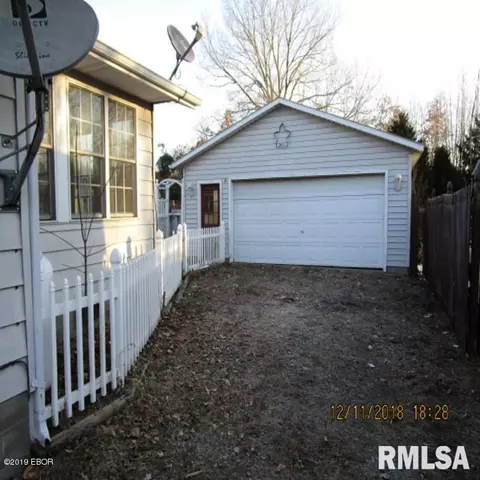 1200 Academy St, Eldorado, IL 62930 photo 20
