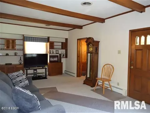 603 W Ray Ave, Christopher, IL 62822 photo 2